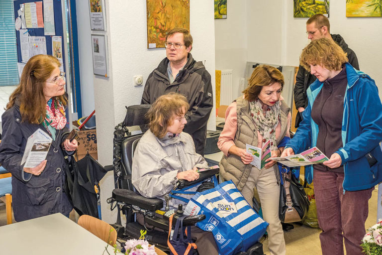 Begegnungen, Information und Weiterbildung im kieztreFF am Posthausweg (Foto: Ralf Salecker)